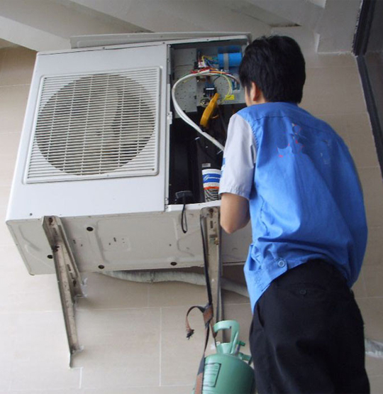 来宾空调开机无反应维修